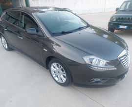 Lancia Delta 1.6 MJT DPF 105 CV Gold 2011