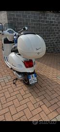 Moto vespa 300
