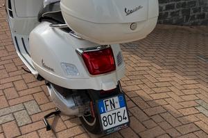 Moto vespa 300