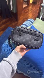pochette lv