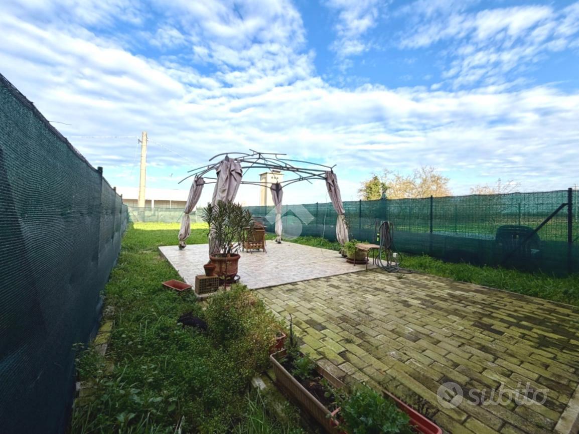 Casa – Luzzara, Villa Superiore - Vista 2