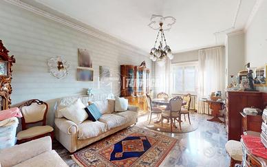 QUADRILOCALE LIBERO SUBITO CON BOX AUTO!