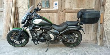 Kawasaki Vulcan moto custom tipo Harley