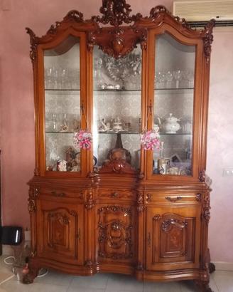 Vetrina stile barocco