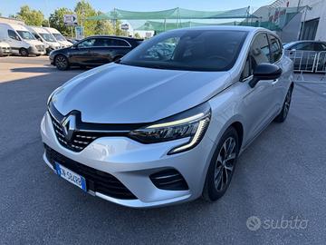 Renault Clio TCe 90 CV 5 porte Techno