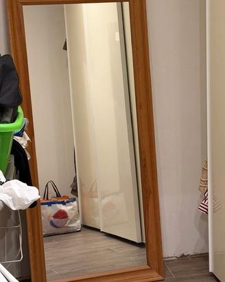 Specchio grande da terra con cornice in legno – 16