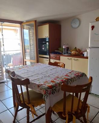 Attico / Mansarda di 85 m² con 3 locali a Mercato 