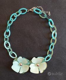 Collana Girocollo Fiori Resina Acqua Statement - U
