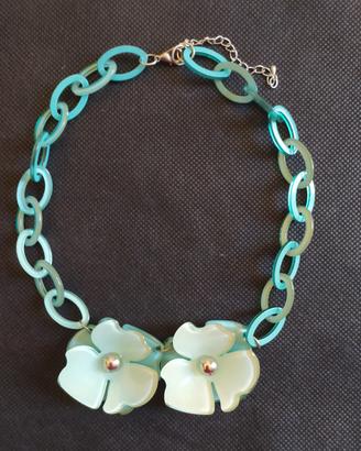 Collana Girocollo Fiori Resina Acqua Statement - U