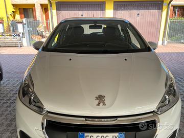 Peugeot 208 gpl