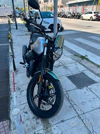 Moto Guzzi V7 stone centenario 2021