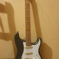 Chitarra elettrica Fender Stratocaster E904174 
