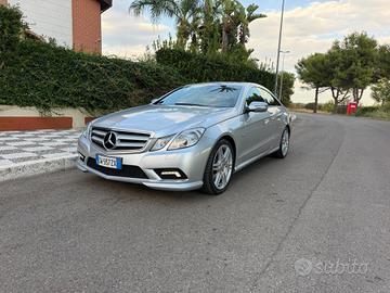 Mercedes-benz E 250 CDI Coupé BlueEFFICIENCY Avant