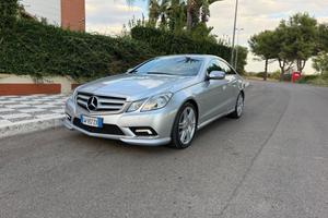 Mercedes-benz E 250 CDI Coupé BlueEFFICIENCY Avant