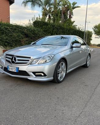 Mercedes-benz E 250 CDI Coupé BlueEFFICIENCY Avant