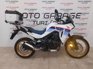 Honda transalp 750 del 2025 soli 1500 km