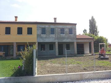 Porzione di bifamiliare