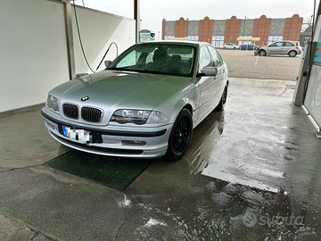BMW serie 3 e46 323 benzina