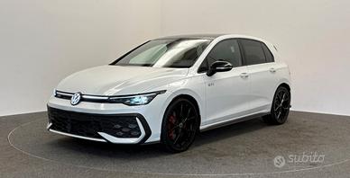 Volkswagen Golf GTI 8.5 265CV DSG Tetto 19 Matrix