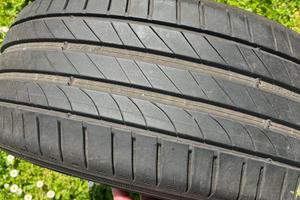 2 GOMME KLEBER COME NUOVE