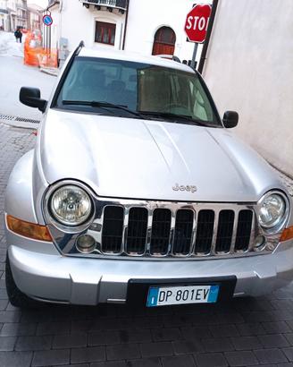 Jeep Cherokee 2007 perfette condizioni 