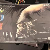 Alien Facehugger limited vhs trilogy numerata box