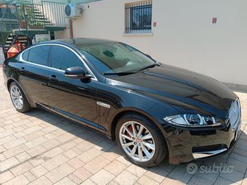 Jaguar XF 2.2 D 200 CV Luxury