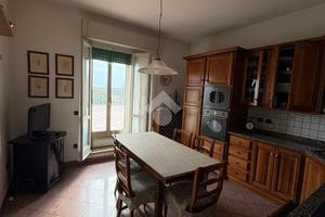 PORZIONE DI BIFAMILIARE A BUTTAPIETRA