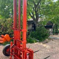 Muletto forche fieno e gabbia sollevamento