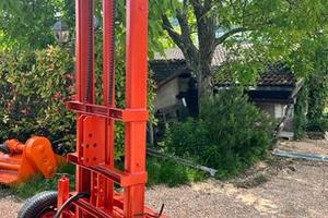 Muletto forche fieno e gabbia sollevamento