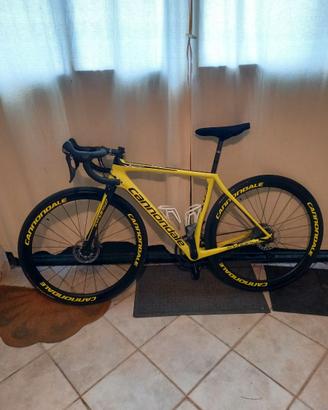 Bicicletta Cannondale Synapse Disc.