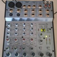 Alesis Multimix 6fx Mixer con effetti voce 