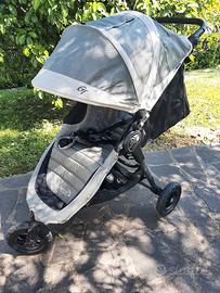 Trio Baby Jogger: passeggino, ovetto e navicella