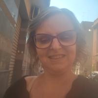 Assistenza anziani dama di compagnia magazzino
