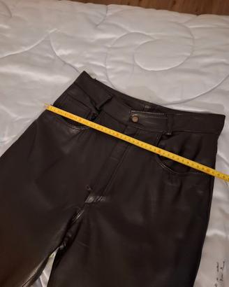 Pantaloni in vera pelle nera vintage