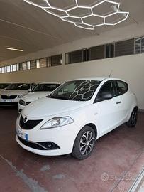 Lancia Ypsilon 1.2 69 CV 5 porte GPL Ecochic Silve