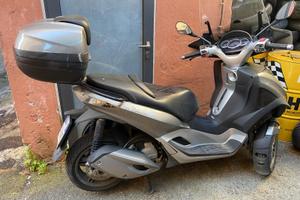 Piaggio MP3