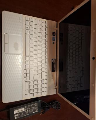 Sony Vaio 15.6 Bianco Intel core I3