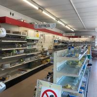Scaffali, scaffali per negozio, gondole