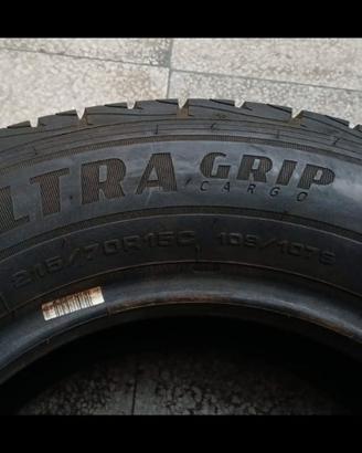 Pneumatici 215/70r15c