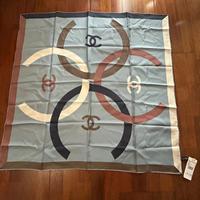 Foulard Chanel Gris Care