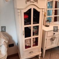 Mobile vetrina shabby