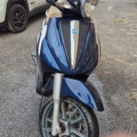 Beverly 300