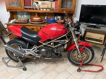 Ducati Monster Carburatori M900. 1998