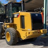 Pala gommata CAT 924H + benna impastatrice 800 l