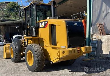 Pala gommata CAT 924H + benna impastatrice 800 l