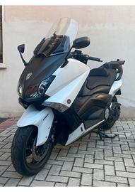 Tmax  530 del  2012   39000Km.   €6490