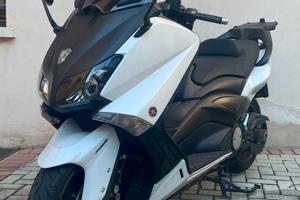 Tmax  530 del  2012   39000Km.   €6490