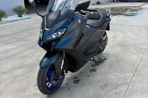 Yamaha T-Max 560