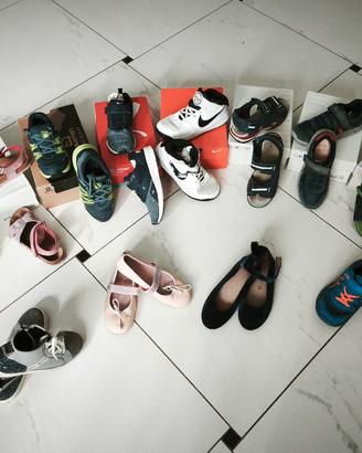 Scarpe bimbo/a taglia 33